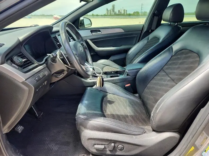 2018 HYUNDAI SONATA SPORT  