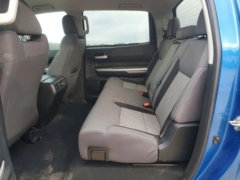 2016 TOYOTA TUNDRA SR5  