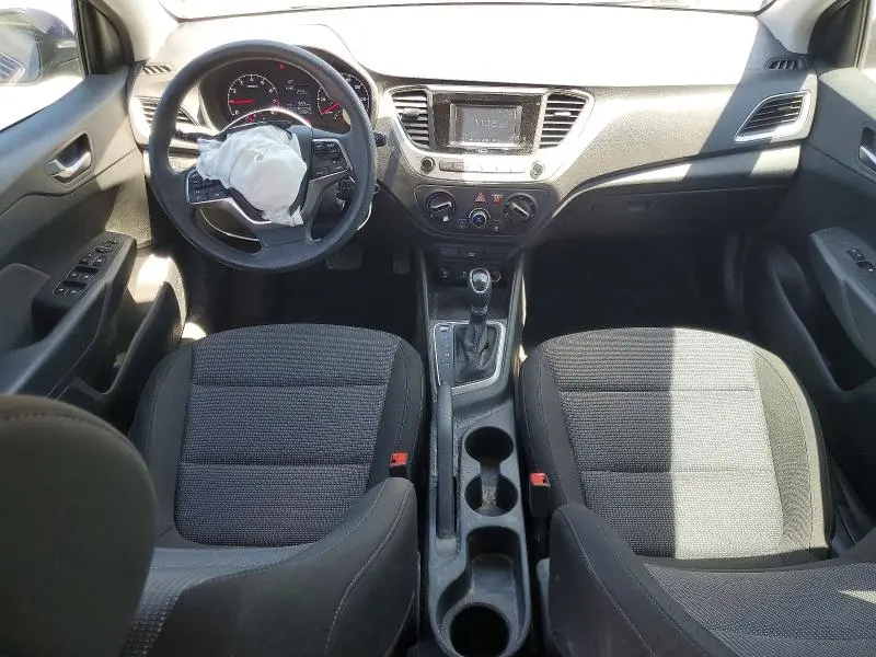 2022 HYUNDAI ACCENT SE  