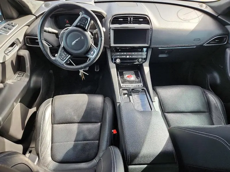 2018 JAGUAR F-PACE S  