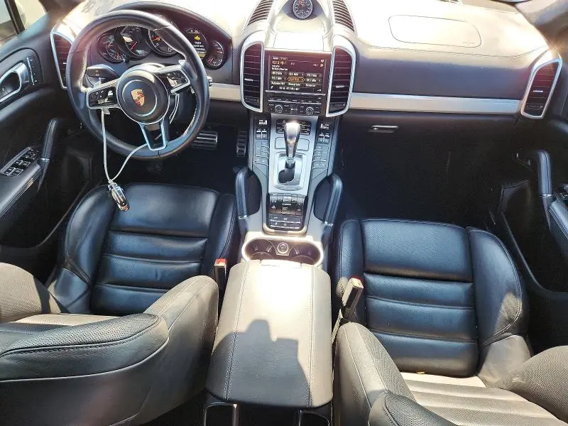 2015 PORSCHE CAYENNE TURBO  