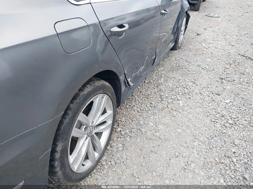 2018 VOLKSWAGEN PASSAT 2.0T SE