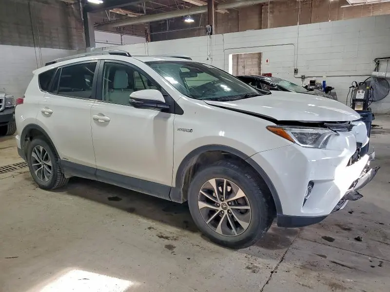 2018 TOYOTA RAV4 HV LE  