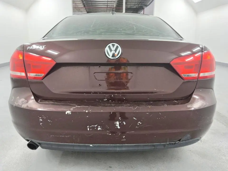 2013 VOLKSWAGEN PASSAT S  