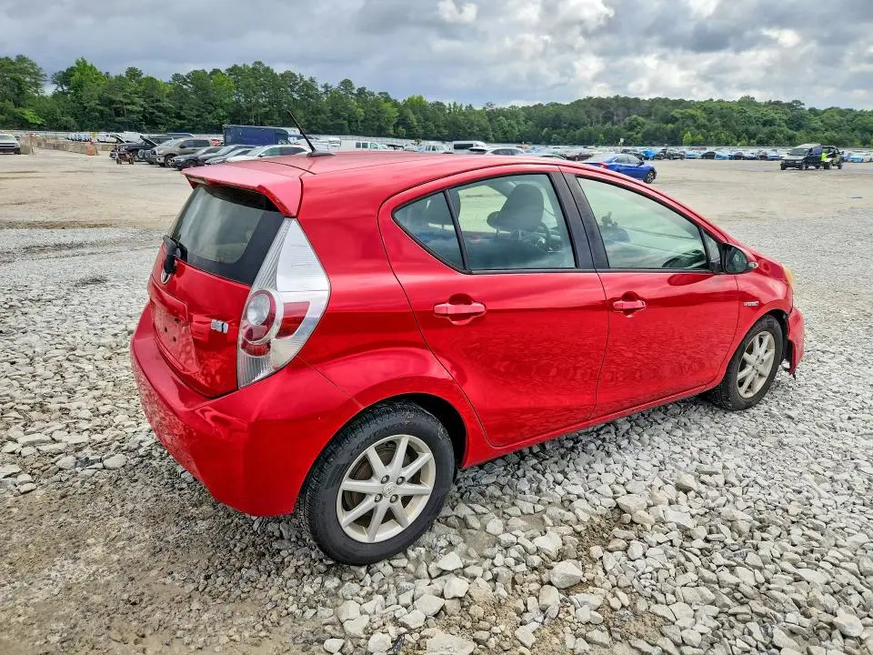 2013 TOYOTA PRIUS C THREE  