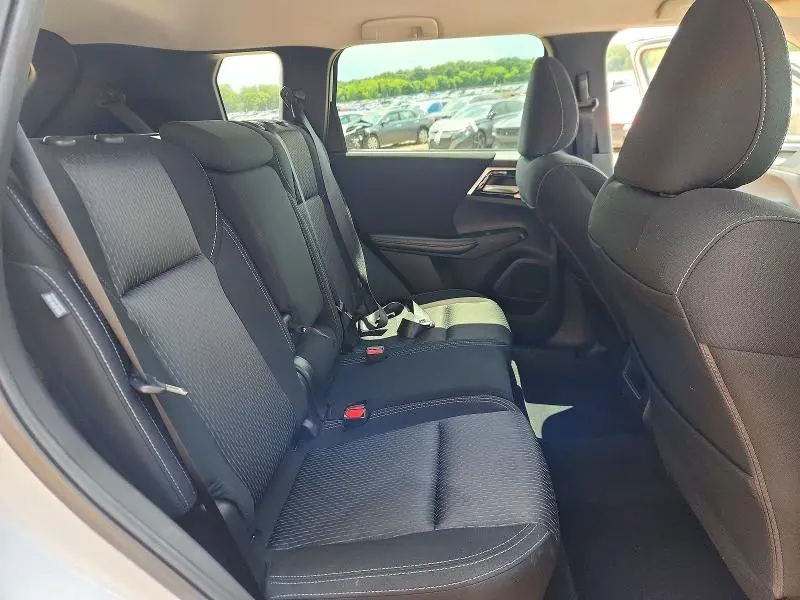 2022 MITSUBISHI OUTLANDER ES  