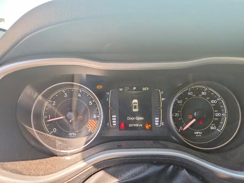 2014 JEEP CHEROKEE SPORT  