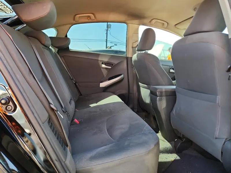 2010 TOYOTA PRIUS II  