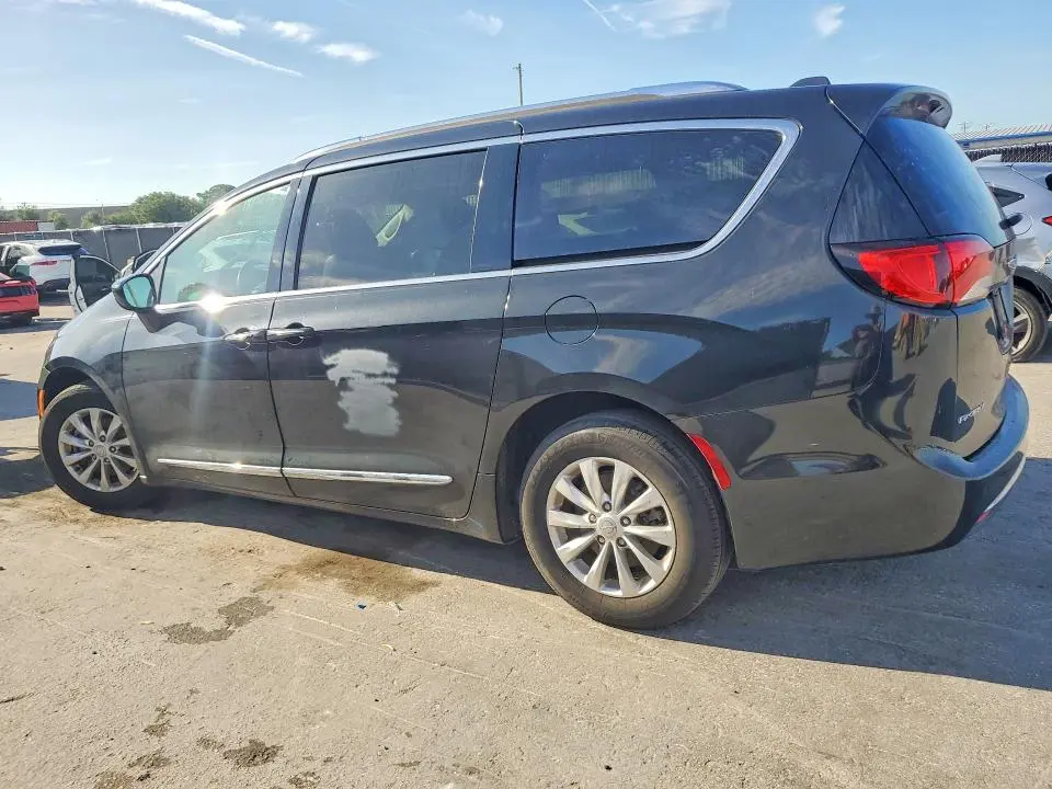 2019 CHRYSLER PACIFICA TOURING L  