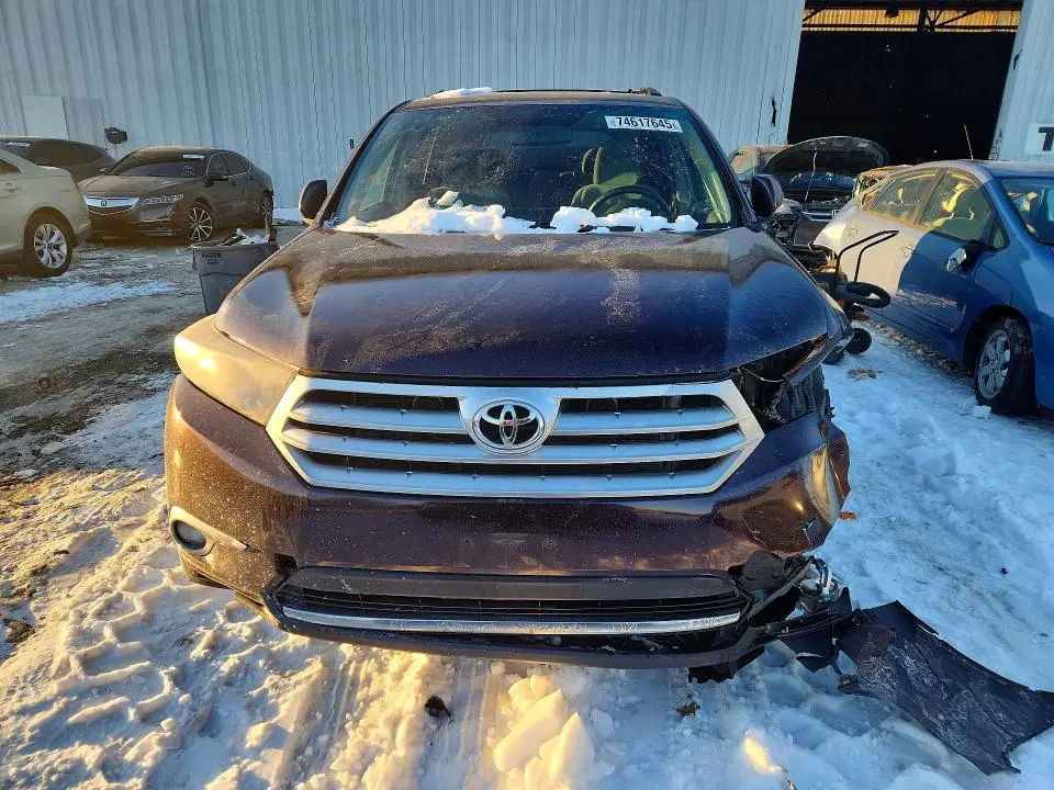 2012 TOYOTA HIGHLANDER BASE  