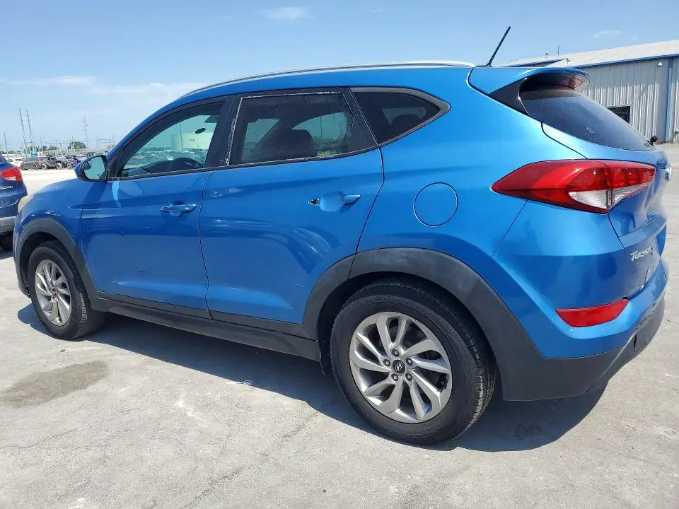 2016 HYUNDAI TUCSON SE  