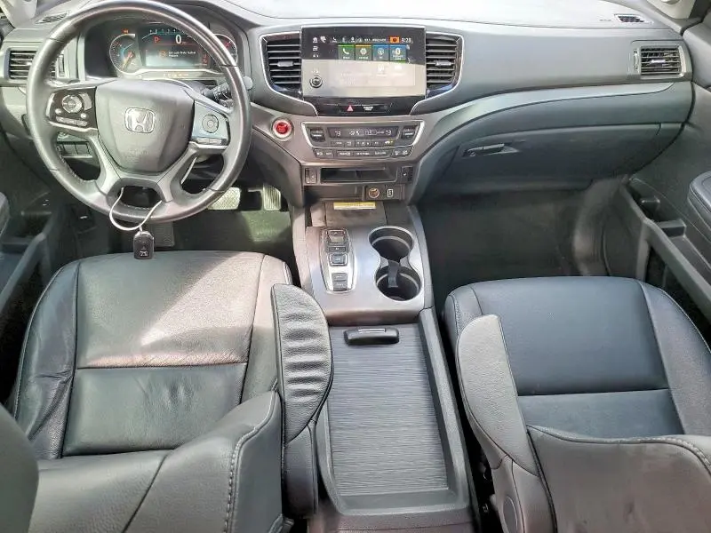 2022 HONDA PILOT SE  