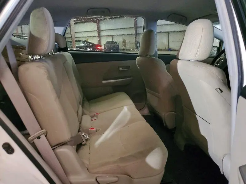 2013 TOYOTA PRIUS V TWO  