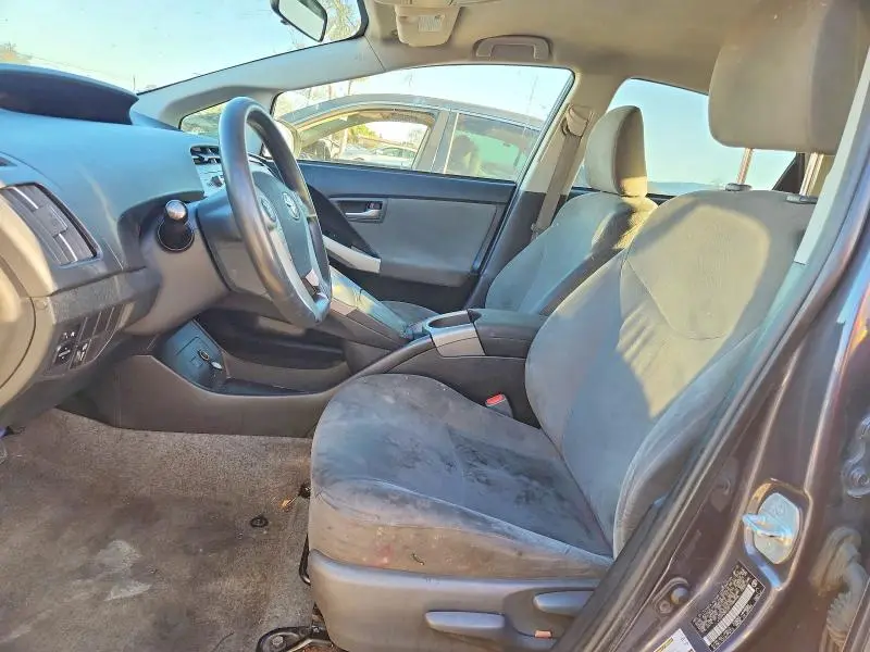 2015 TOYOTA PRIUS TWO  