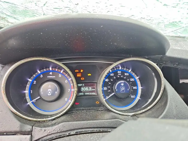 2011 HYUNDAI SONATA GLS  