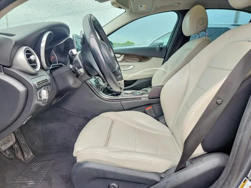 2017 MERCEDES-BENZ C 300  
