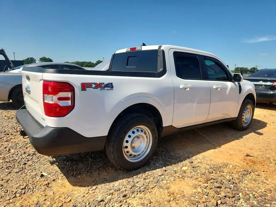 2022 FORD MAVERICK XL  
