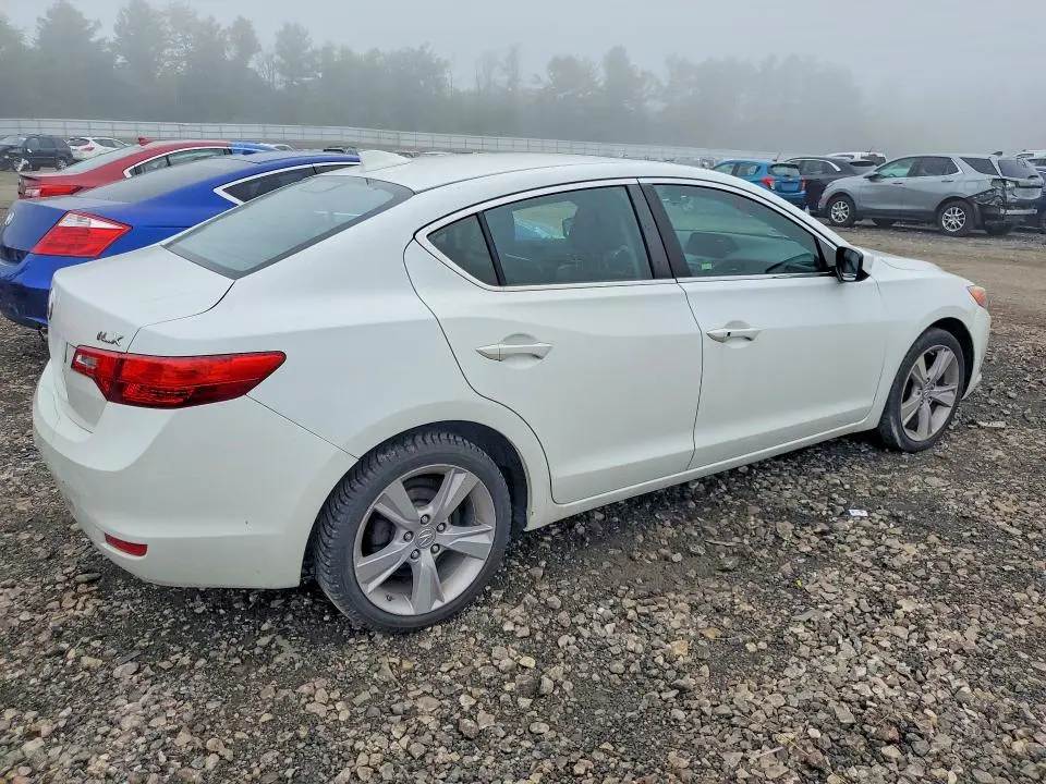 2015 ACURA ILX 20  