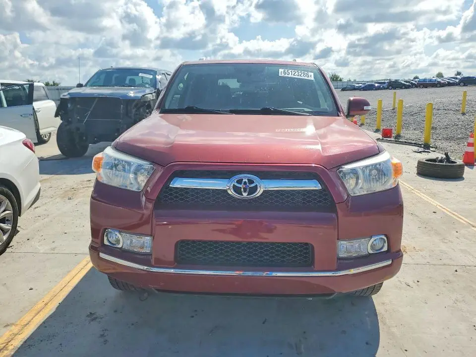 2013 TOYOTA 4RUNNER SR5  