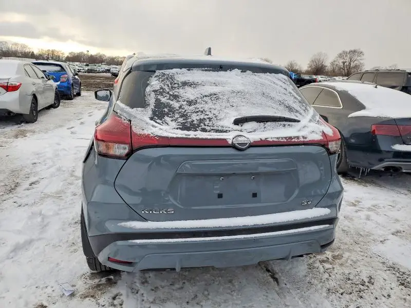 2023 NISSAN KICKS SV  