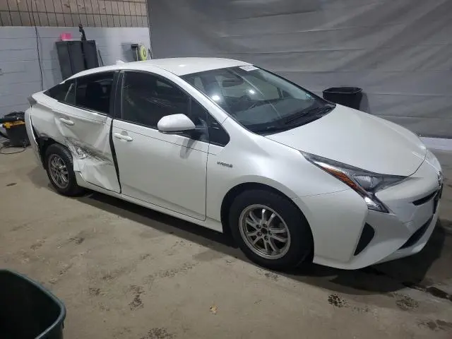2016 TOYOTA PRIUS   