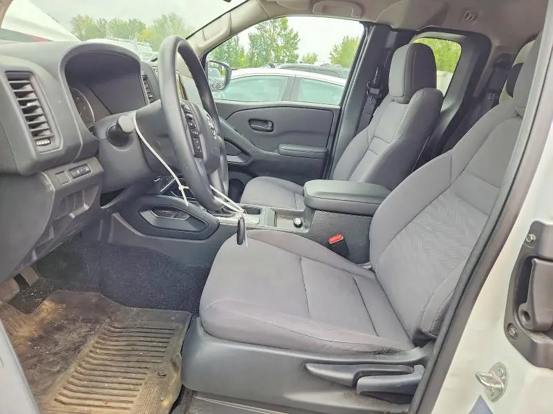 2024 NISSAN FRONTIER S  