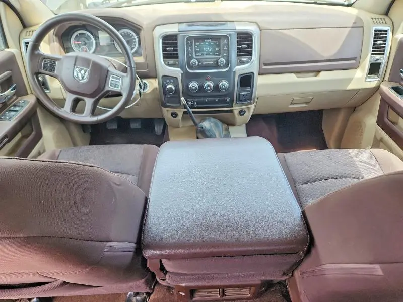 2013 RAM 2500 SLT  
