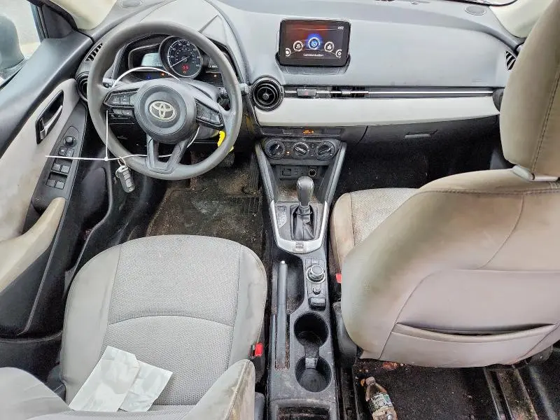 2019 TOYOTA YARIS L  