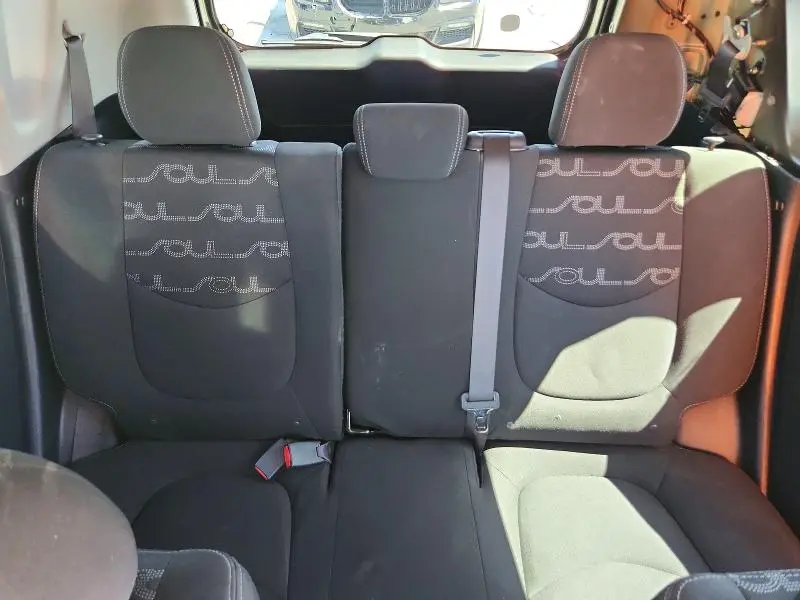 2013 KIA SOUL +  