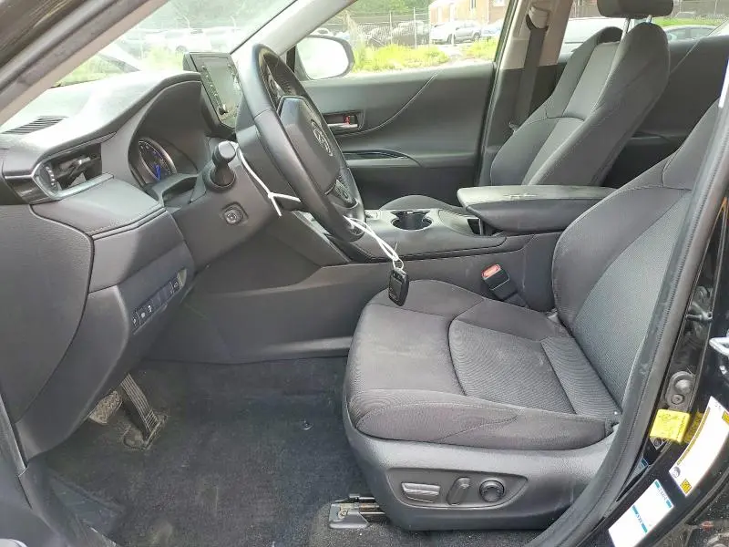 2021 TOYOTA VENZA LE  