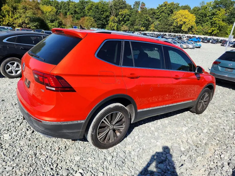 2018 VOLKSWAGEN TIGUAN SE  