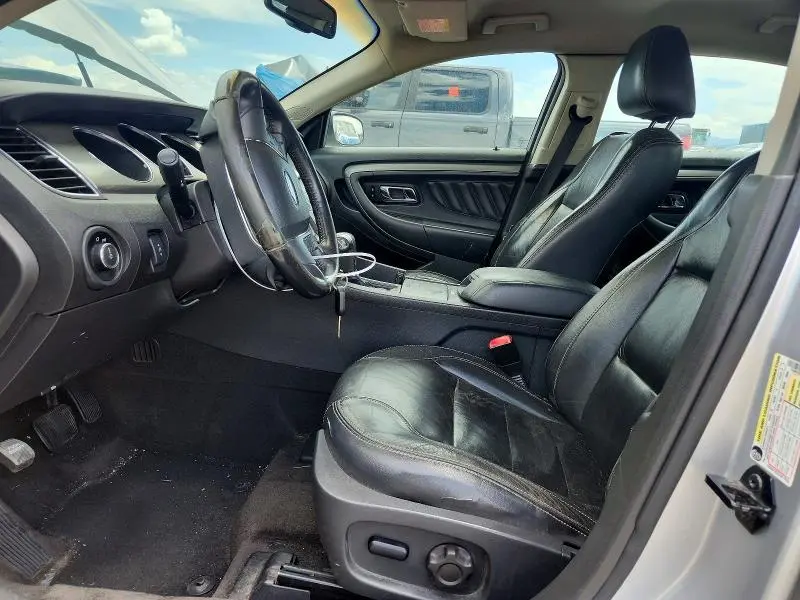 2011 FORD TAURUS SEL  