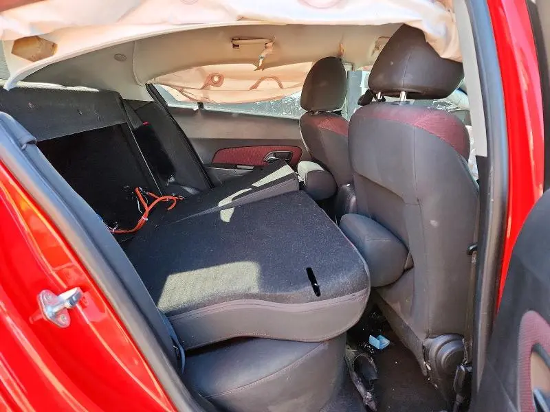 2012 CHEVROLET CRUZE LT  