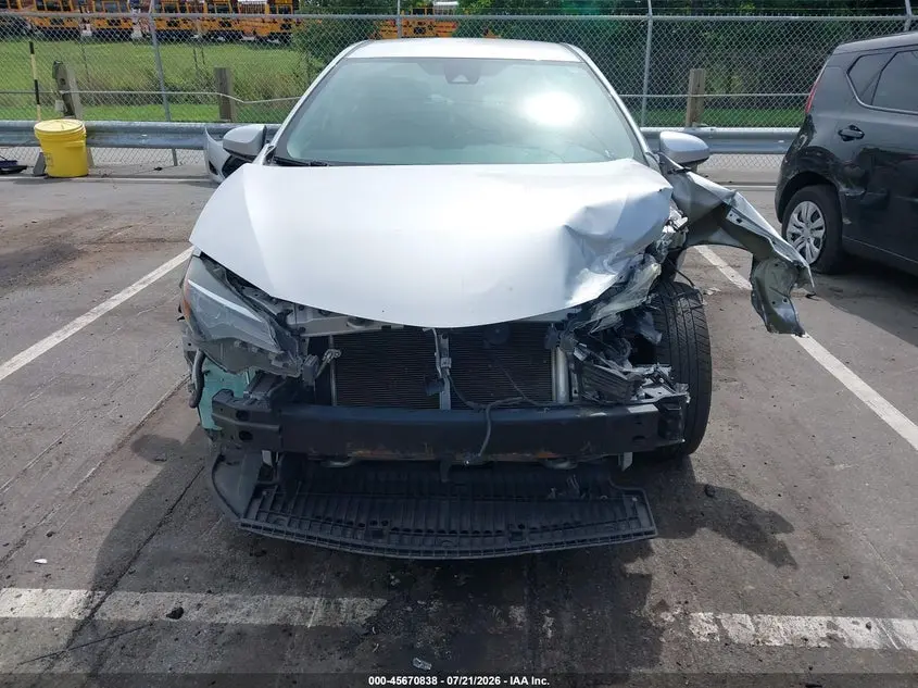 2018 TOYOTA COROLLA LE