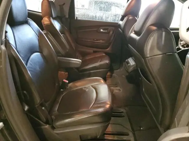 2012 CHEVROLET TRAVERSE LT  
