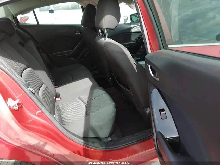2018 MAZDA MAZDA3 SPORT