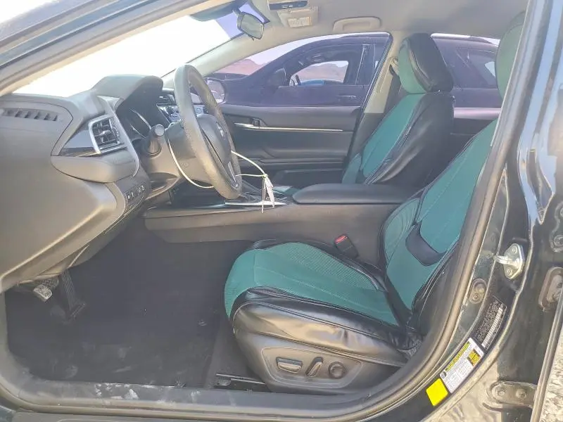 2019 TOYOTA CAMRY LE  