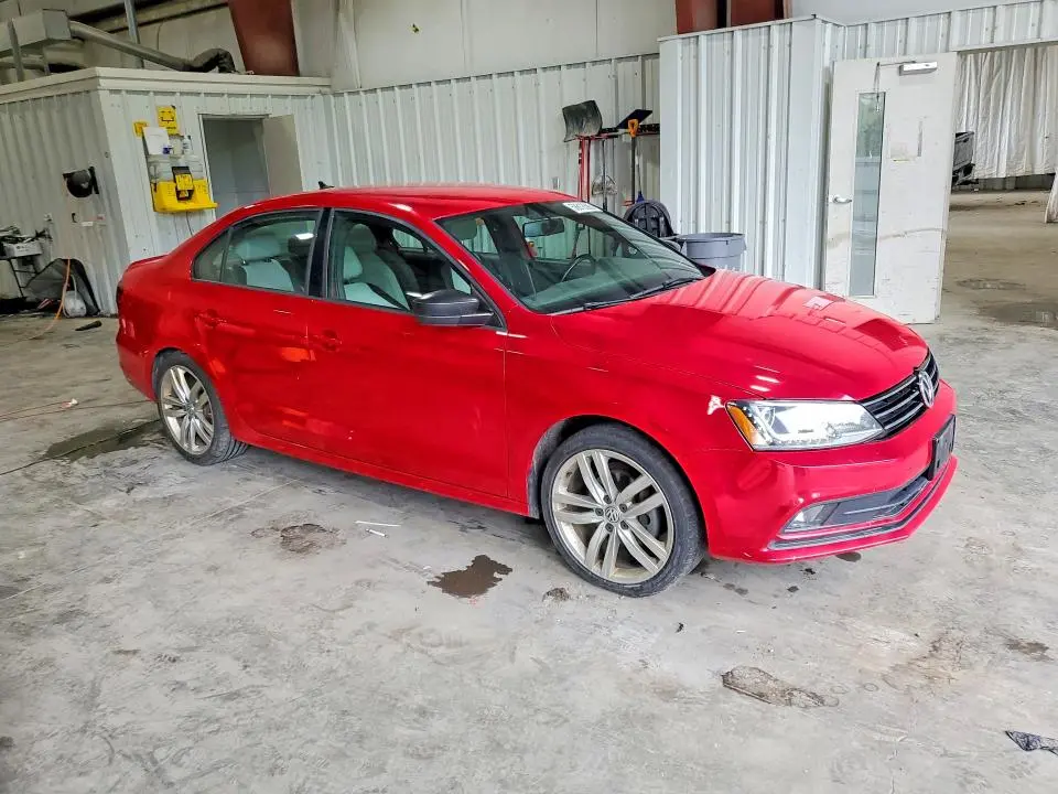 2016 VOLKSWAGEN JETTA SPORT  