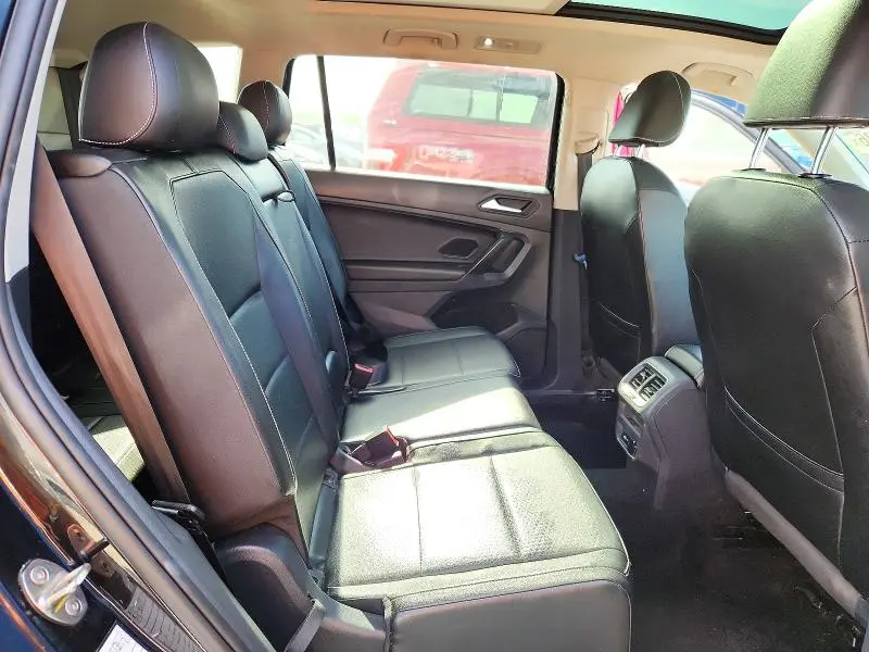 2021 VOLKSWAGEN TIGUAN SE  