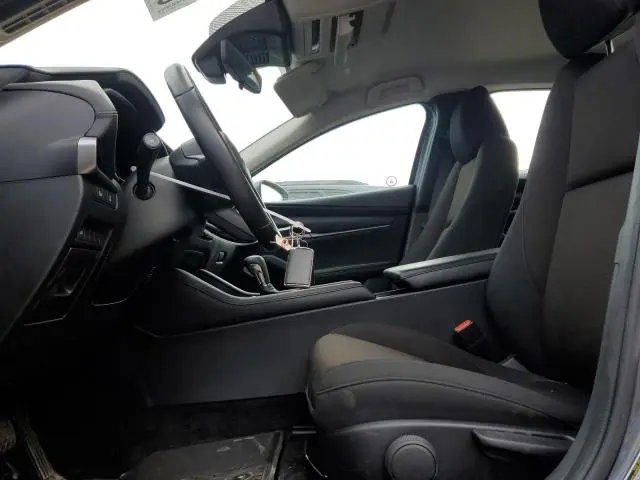 2025 MAZDA 3 PREFERRED  