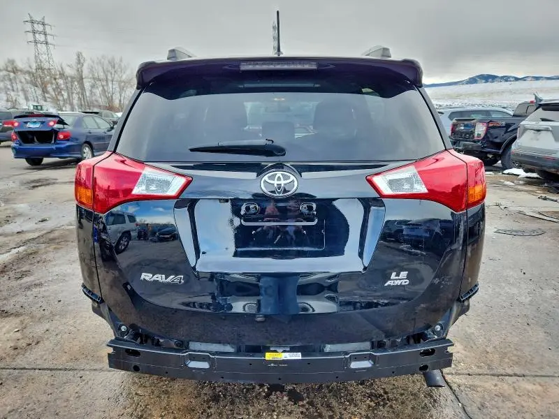2015 TOYOTA RAV4 LE  