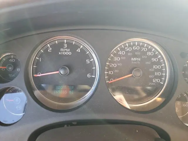 2011 GMC YUKON SLE