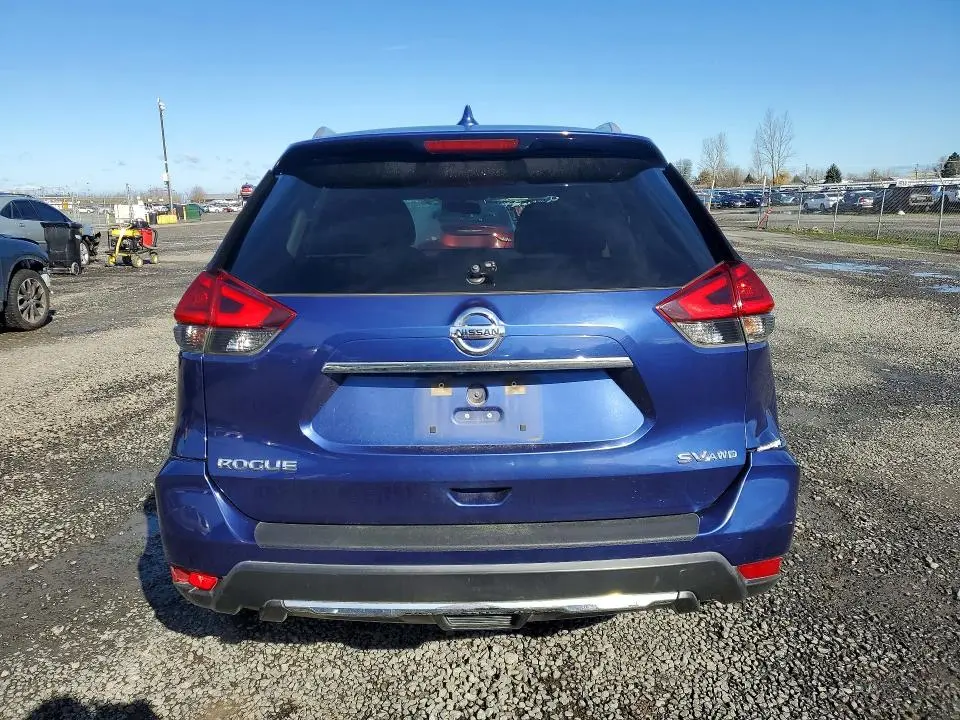 2017 NISSAN ROGUE SV  