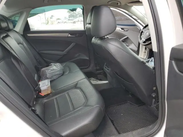 2014 VOLKSWAGEN PASSAT SE