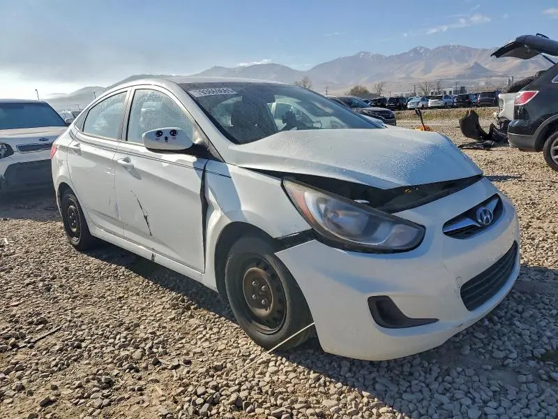 2013 HYUNDAI ACCENT GLS  
