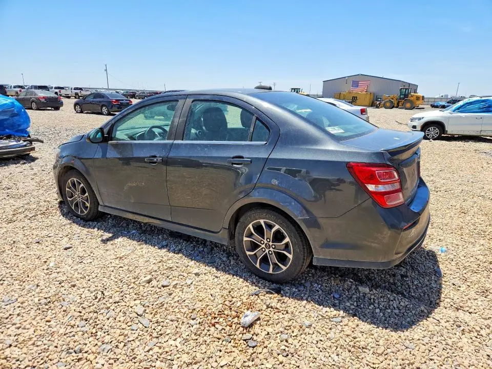 2020 CHEVROLET SONIC LT  