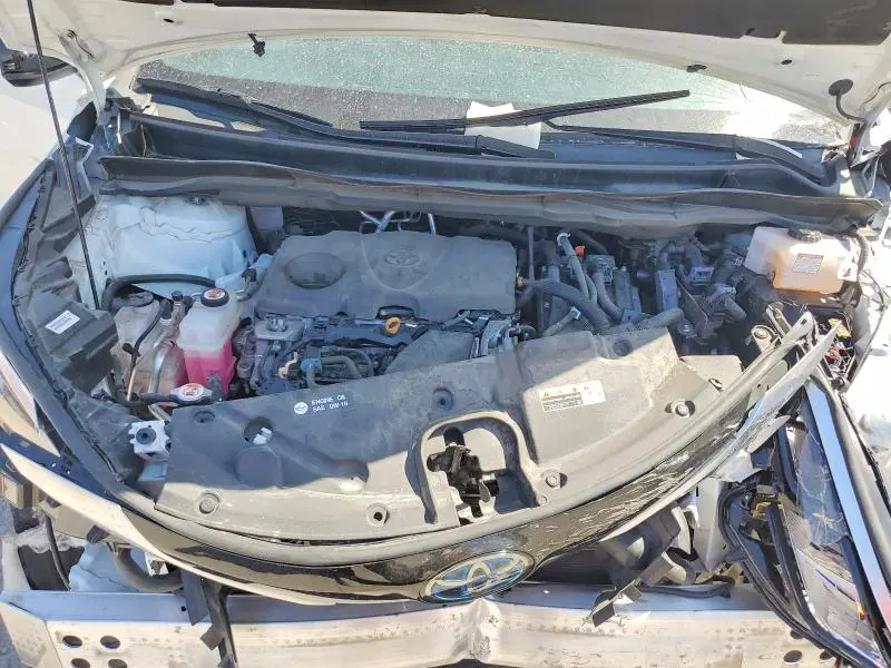 2021 TOYOTA SIENNA XSE  