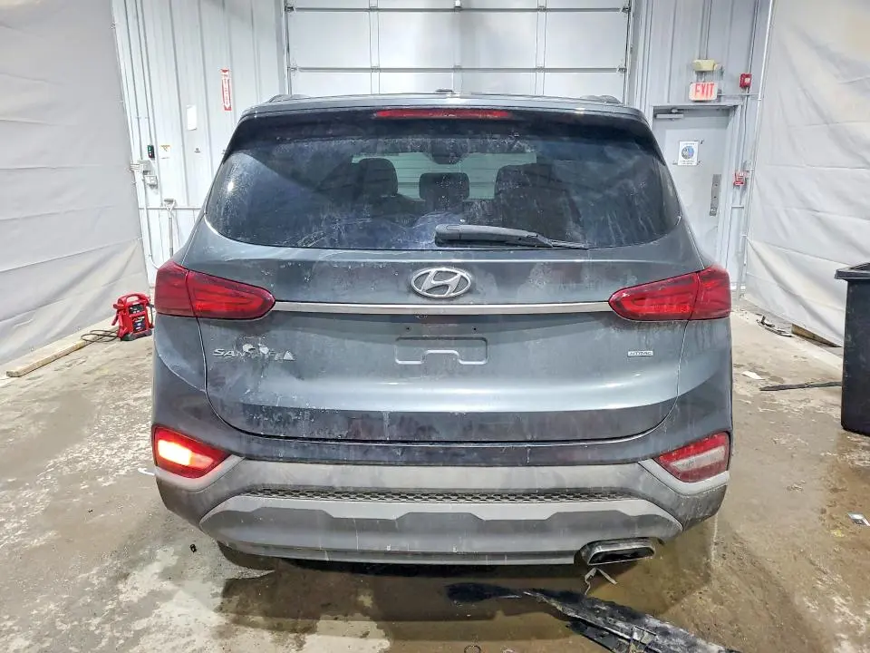 2020 HYUNDAI SANTA FE SE  