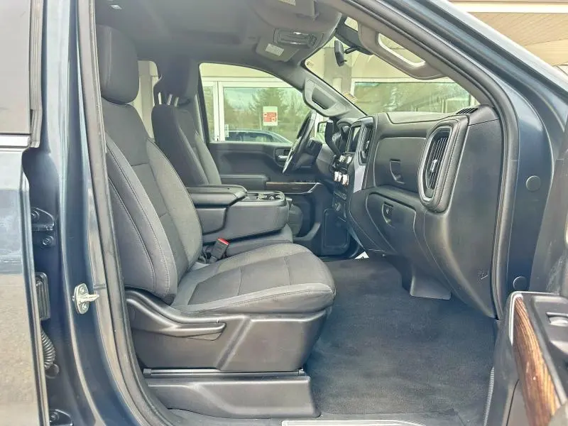 2019 GMC SIERRA K1500 SLE  