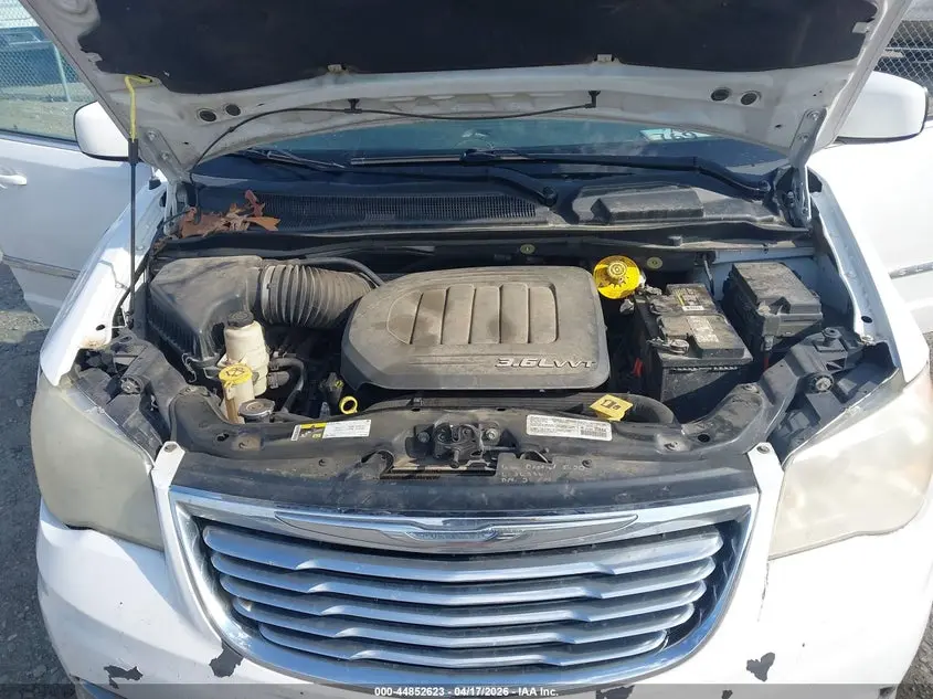 2014 CHRYSLER TOWN & COUNTRY TOURING